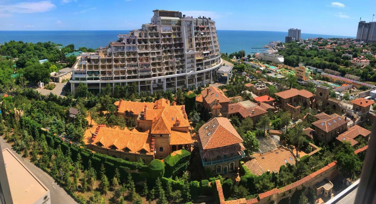 Gagarin Plaza Luxury Sea View Apartments Odessa Exterior foto
